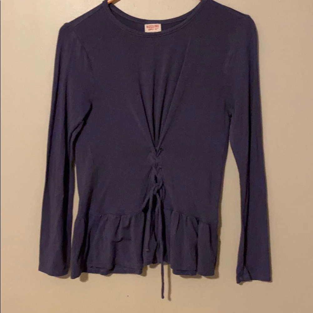 Long sleeved tie shirt